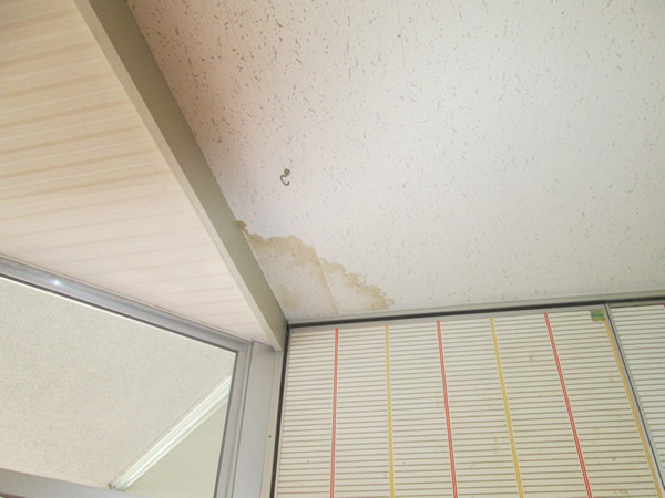 スーパーマーケット 天井工事(施工前)